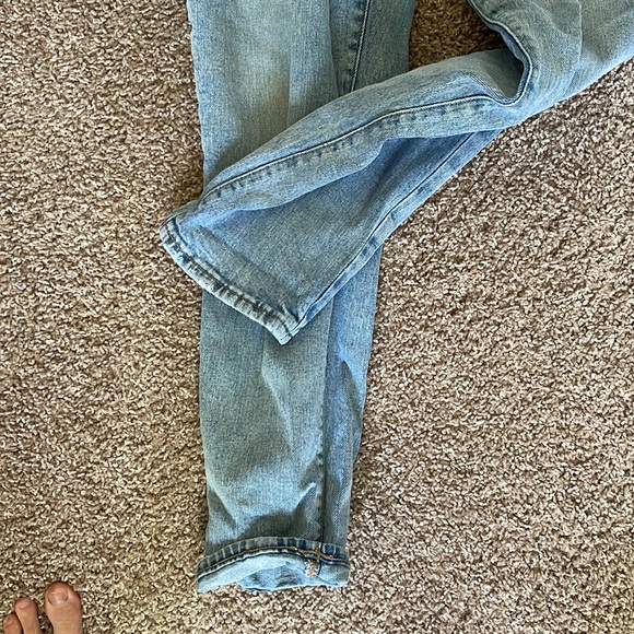 Old navy high waisted jeans - Picture 2 of 5